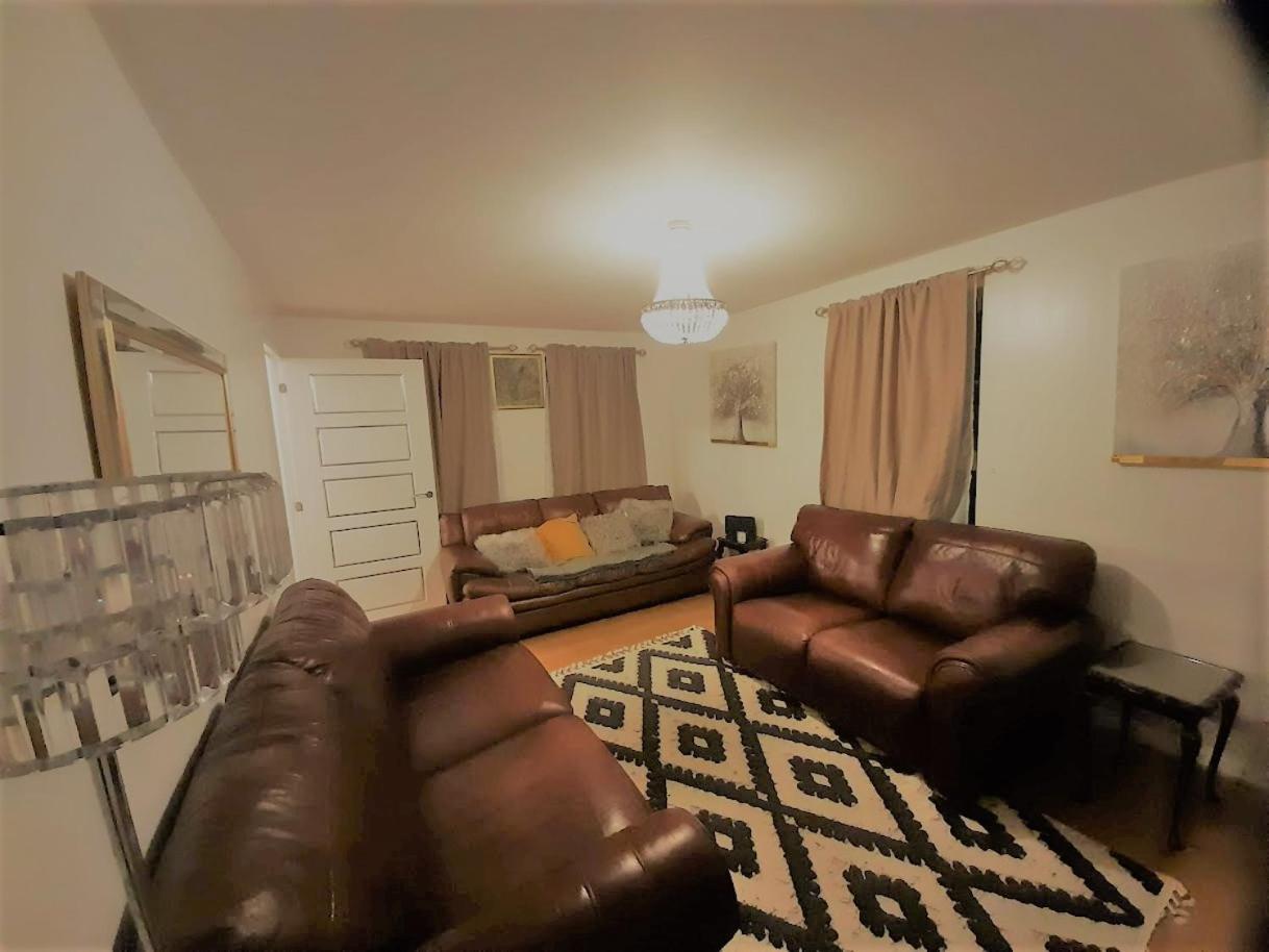 Beautiful 4 Bedroom Treasure Home Hemel Hempstead Kültér fotó